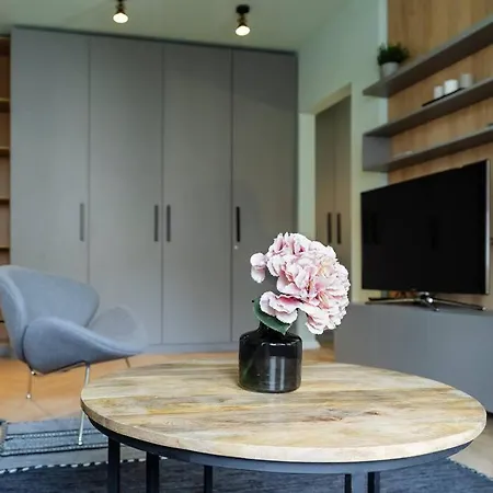 Great Views In Piata Romana Appartement *