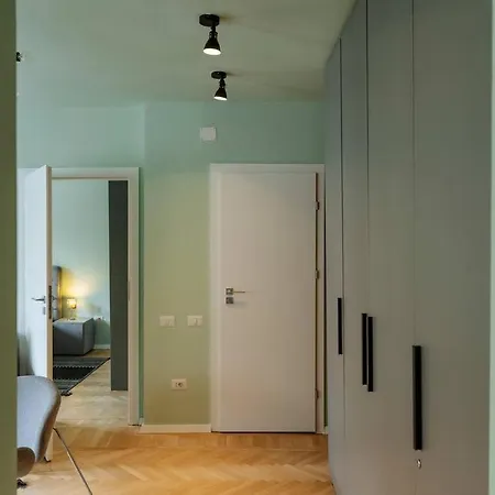 Great Views In Piata Romana