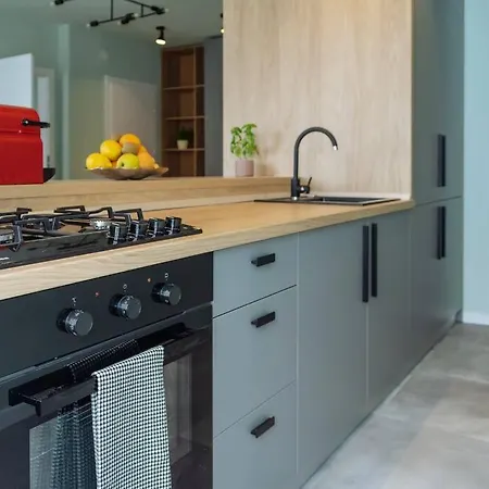 Great Views In Piata Romana Appartement *