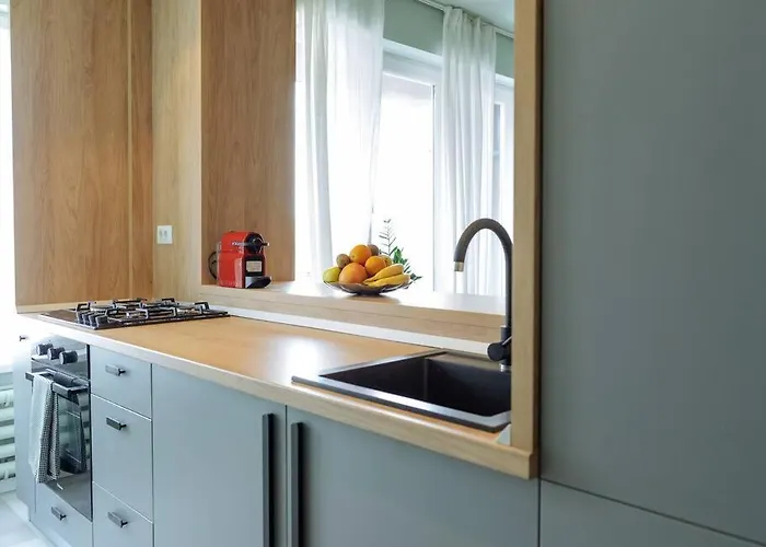 Great Views In Piata Romana Apartament *