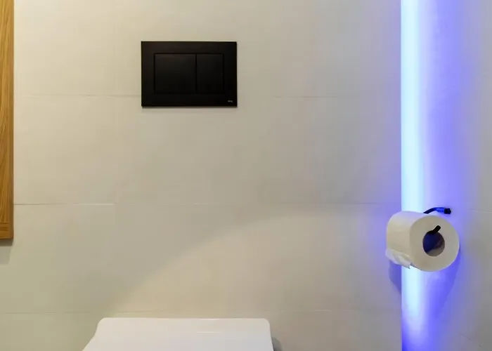 Great Views In Piata Romana *