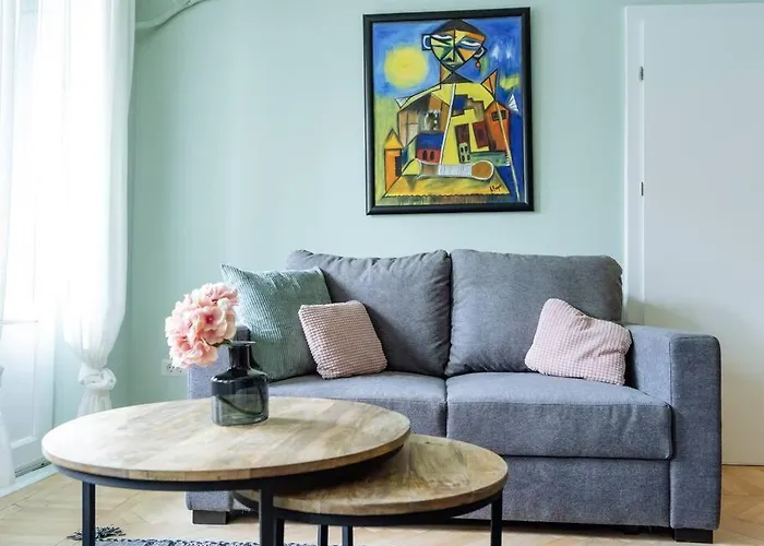 Апартаменти Great Views In Piata Romana *